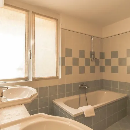 Il Borgo Менаджо